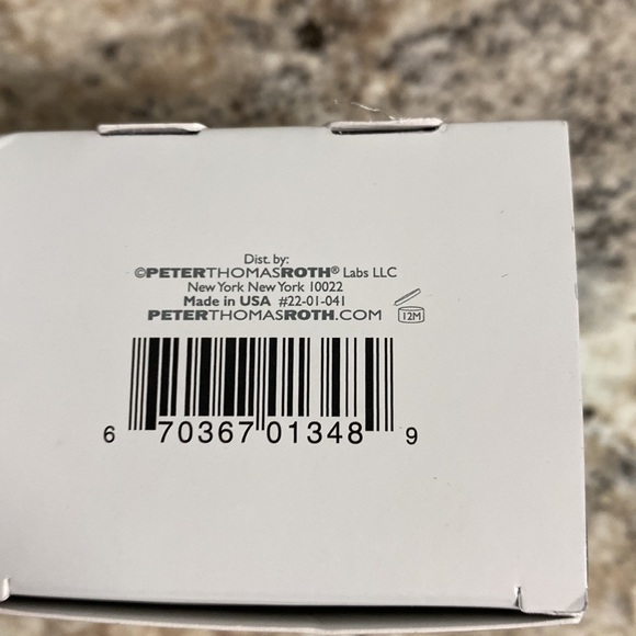 Peter Thomas Roth Wrinkle Resist Eye Cream .5 fl oz-NIB - Picture 5 of 5